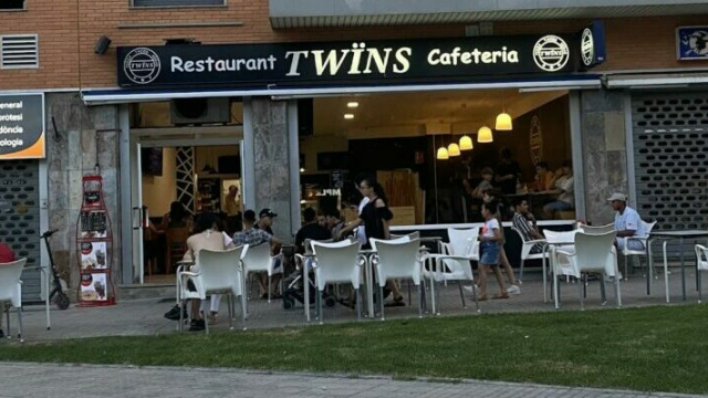 Restaurant TWINS