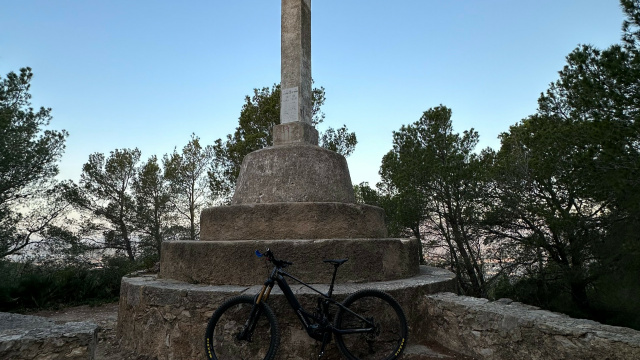 SENTIERS DU COLL DE L’ALBA