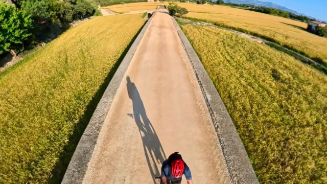 PEDALEANDO POR LOS DOS LADOS DEL EBRO